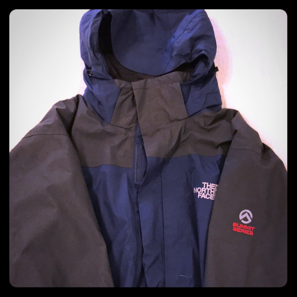 GREAT QUALITY!! The North Face Gore-Tex Shell!